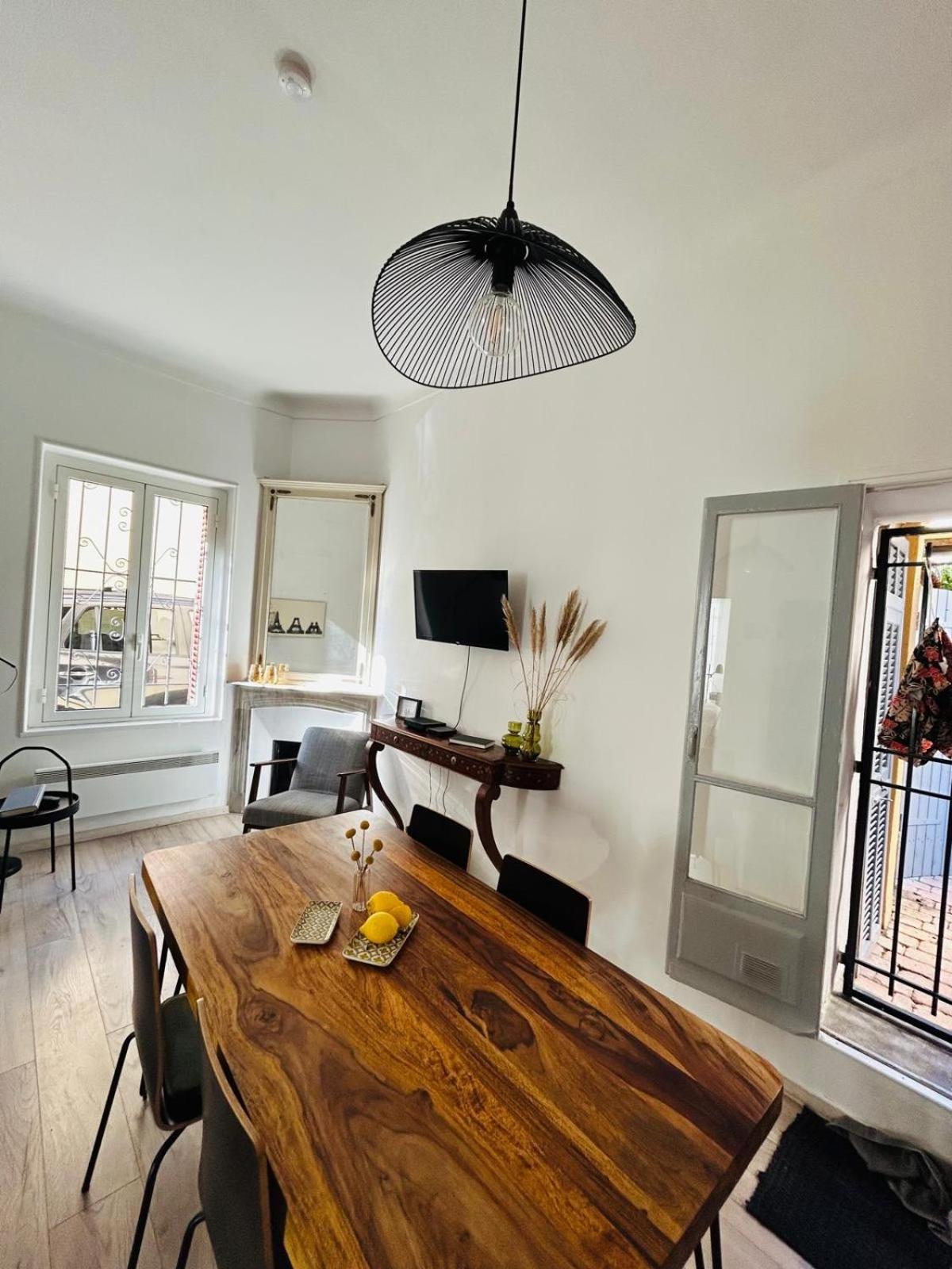 Charmante 3 Zimmer, Stadtwohnung Menton Eksteriør billede